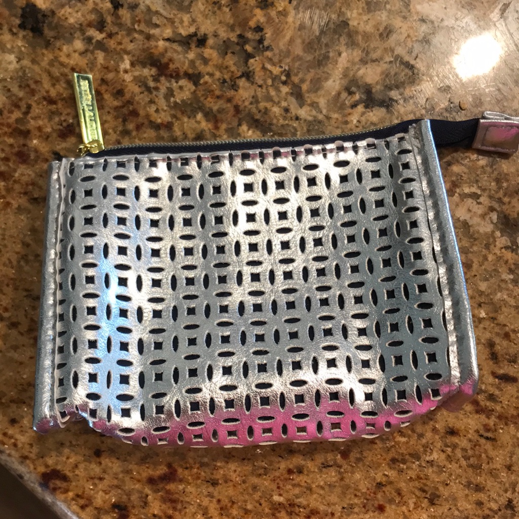 Brand New Este Lauder Makeup Cosmetic Bag
